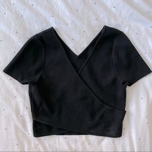 NWOT 525 reversible crop top